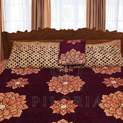 Luxurious King Size Velvet Jacquard Bedsheet β Elegant Floral Design in Deep Burgundy