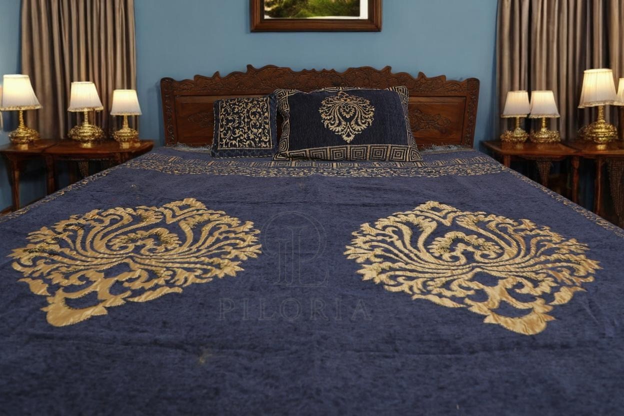 KingSizeJacquardBedSheetSet-ElegantNavyBlueandGoldDesignwithTraditionalBorders