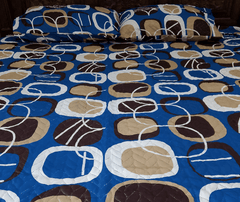 Chakkar-e-Rang – Blue, Brown & Beige Interlocking Circle Quilted Microfiber Bedspread